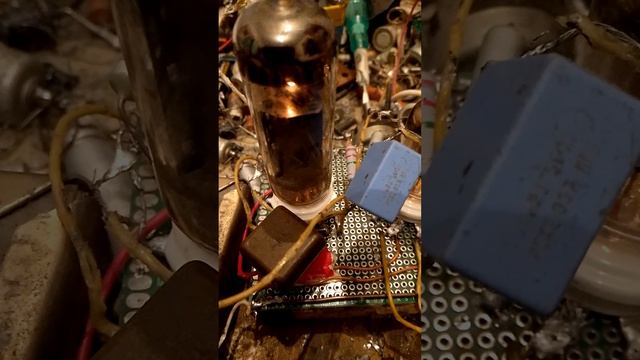фм приемник на радиолампах 6ж10п, 6ж9п и 6п15п.