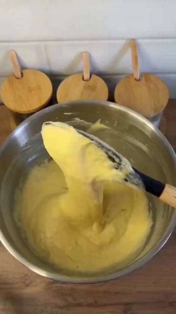 По этому рецепту получаются очень мягкие и вкусные вафли