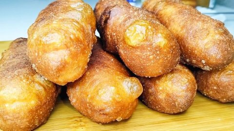 Домашние сосиски в тесте жареные на сковороде🌭