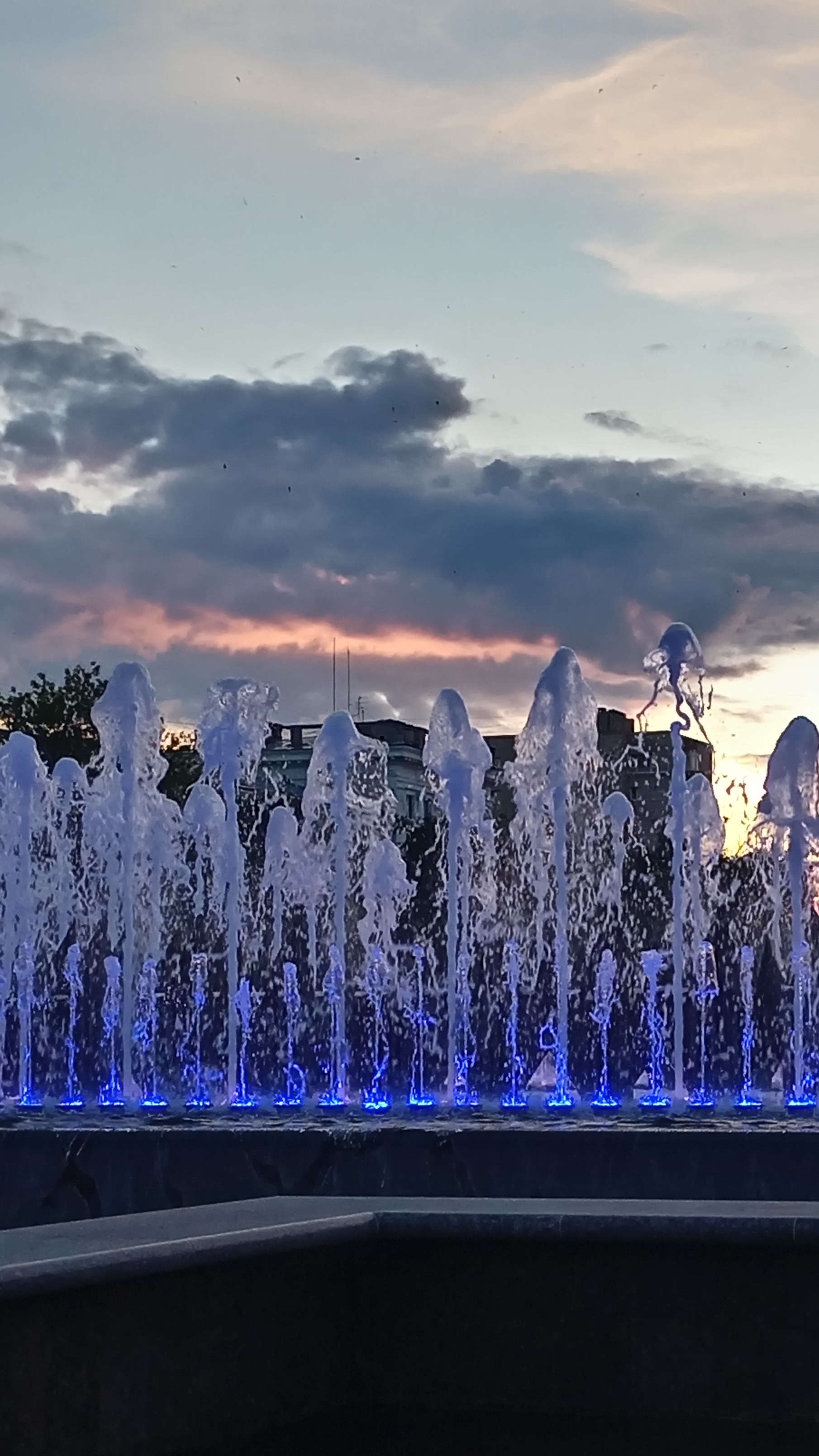 Вечерняя магия фонтана на Осипенко | Самара 🌆