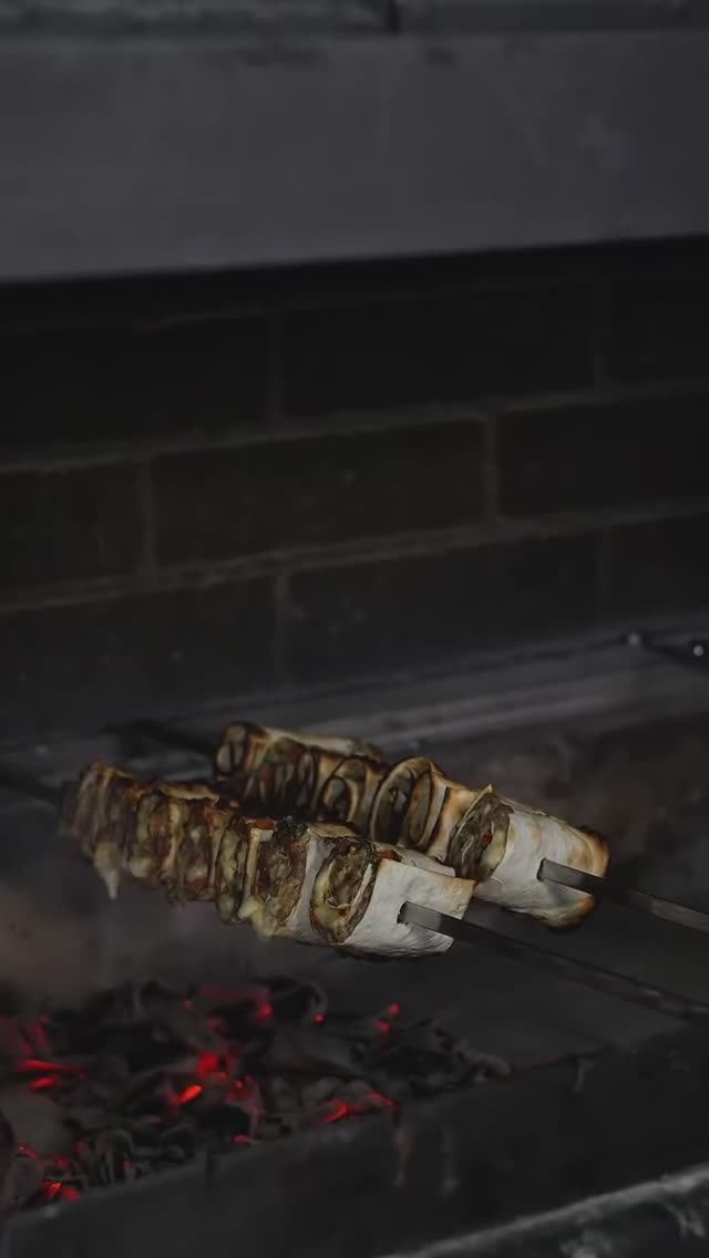 Мясной рулет в лаваше.