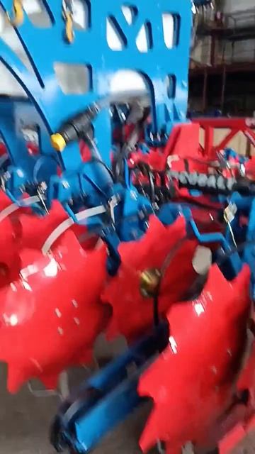 культиватор Кобальт пропашной прямая стойка с внесением жидких удобрений