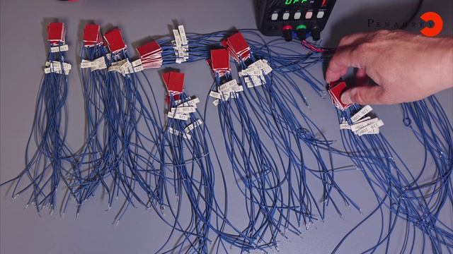 Универсальные силиконовые нагреватели 30х20 мм 12 В 330°С