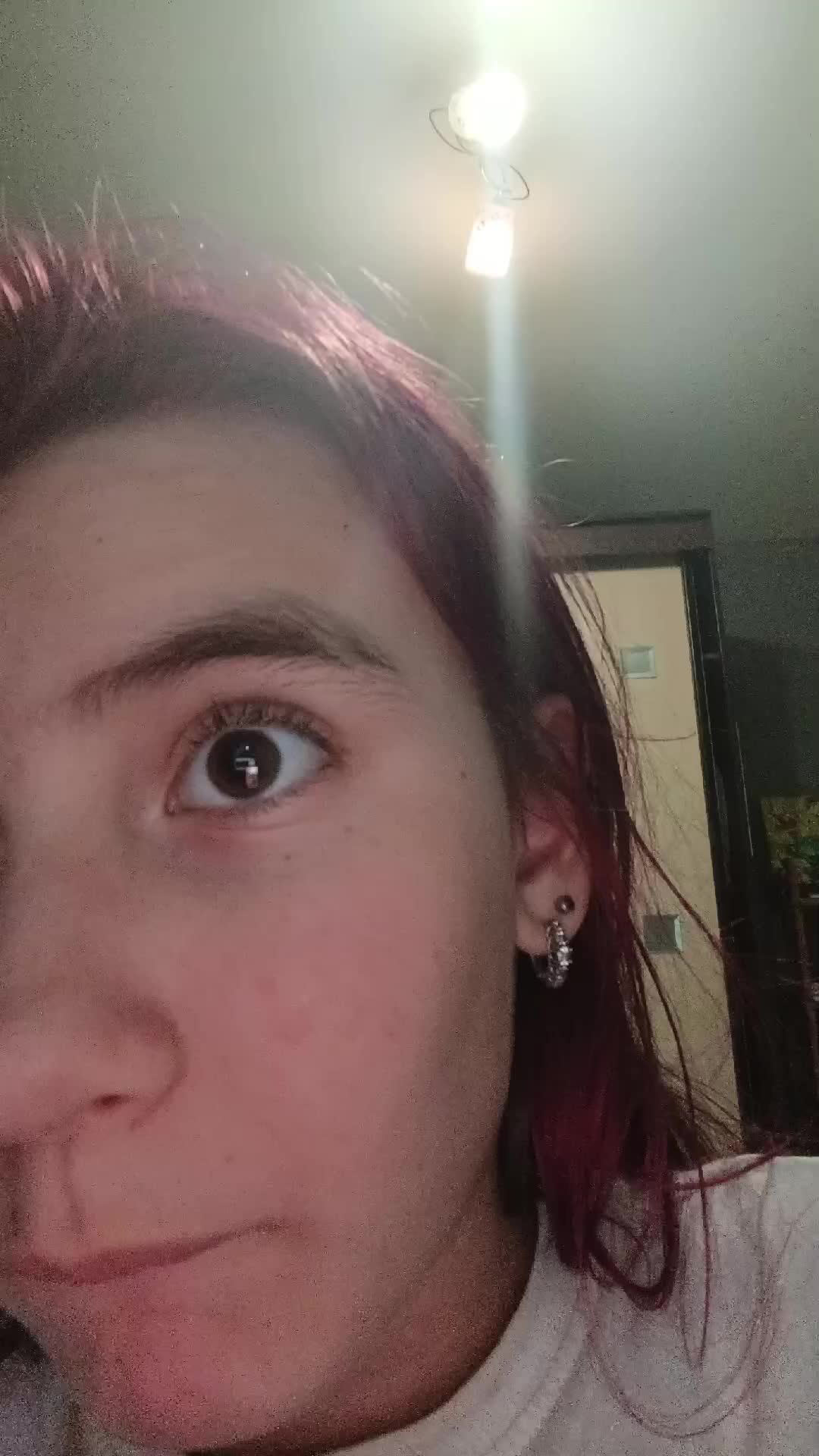😀