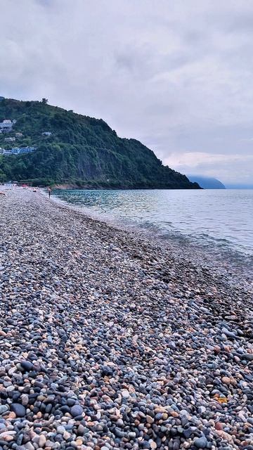 Грузия. Пляж Квариати. Одно из мест, где море самое чистое