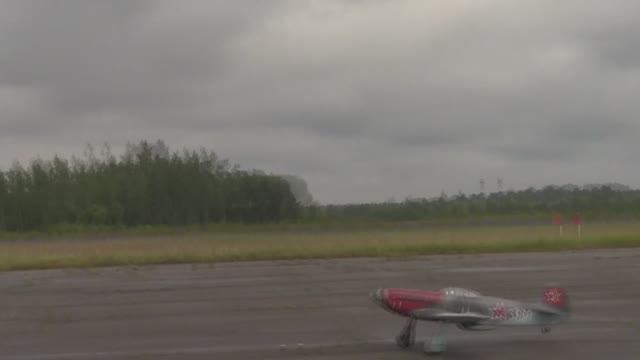 зарисовки. Максим Львов посадка Яка 3