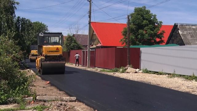 В частном секторе поселка Прибрежный Энгельсского района завершается ремонт