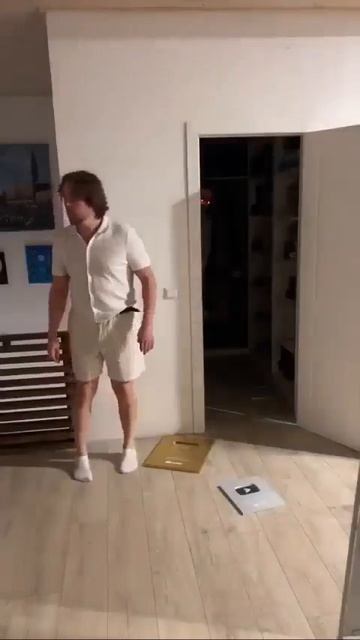 Скинь другу