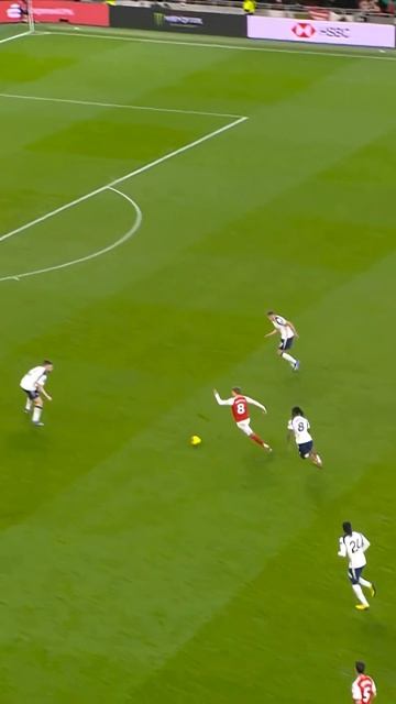 ARSENAL BATTLE BEFORE GYOKERES SCORES!