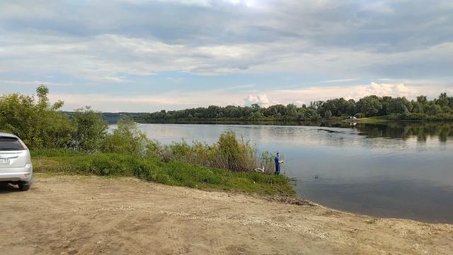 р Ока. Лодка.Рыбак.Прицеп.Корабль.