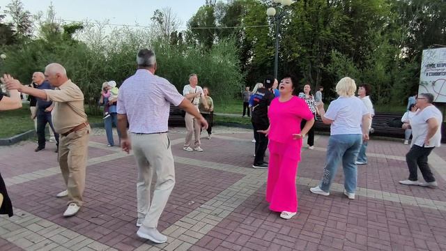 Элегантная дискотека..... 05.06.26.