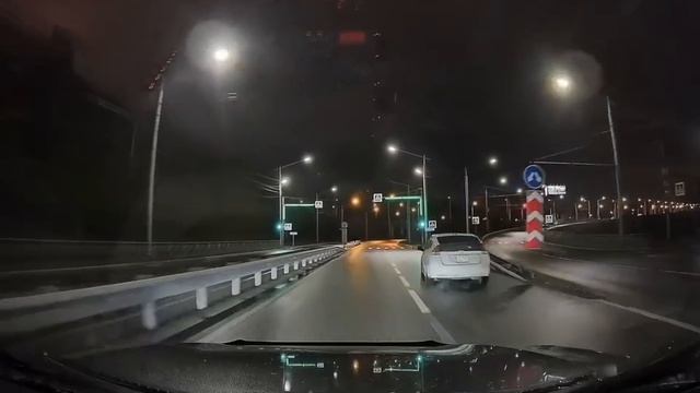 Ты как там вообще появился? Без света. Против шерсти.