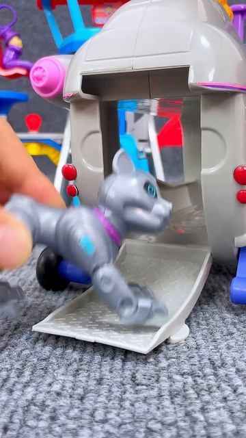 Распаковка игрушек Paw Patrol