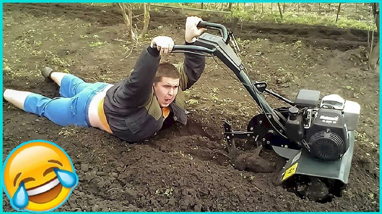 Лучшие смешные видео 🤣 - Люди, которые идиоты 🤣 Попробуй не смеяться - ОТ Funny Dog 🏖️ #65