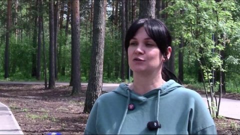 Кормушки и "гостиницы" для насекомых установили в тюменском экопарке