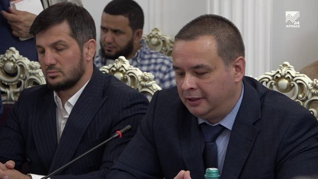ДУМ КЧР провело конференцию по профилактике деструктивного поведения среди молодежи