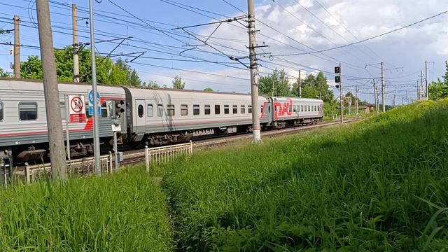 ЭП2К с поездом Анапа Санкт Петербург и МПТ-6