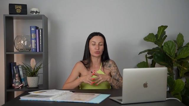 Аркан МАГ. Как понять аркан Маг в раскладах таро? Значение таро аркана Маг.
