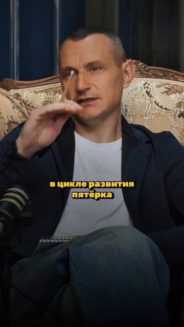 ГЛАВНЫЕ ШОПОГОЛИКИ И ШМОТОЧНИКИ ПО ДАТЕ РОЖДЕНИЯ