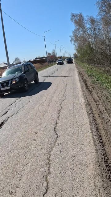 Авто обгоняет авто, от меня что требуется? Та спокойно ехать прямо #велопоездка #велосипед #Тюмень