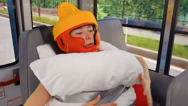 Строим Удивительный Кукольный Домик _ Барби против Робота Челлендж от TeenDO Challenge