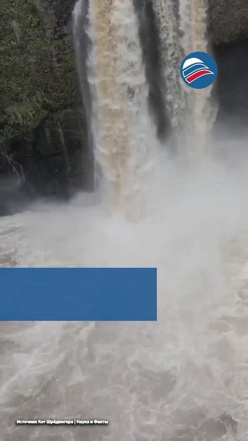Невероятный спуск: на байдарке с гавайского водопада
