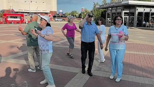 Ты всегда ото всех в стороне... 05.06.26...