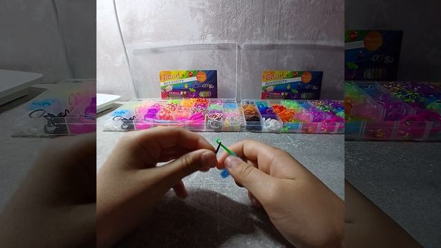 плетение из резинок на крючке 