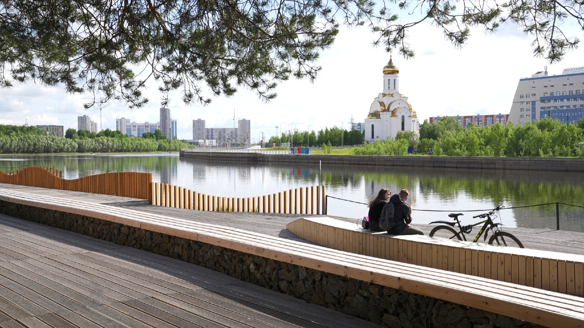 В Сургуте благоустраивают парк «За Саймой»