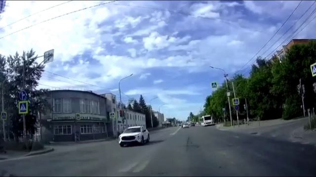 Случай на перекрестке в Омске