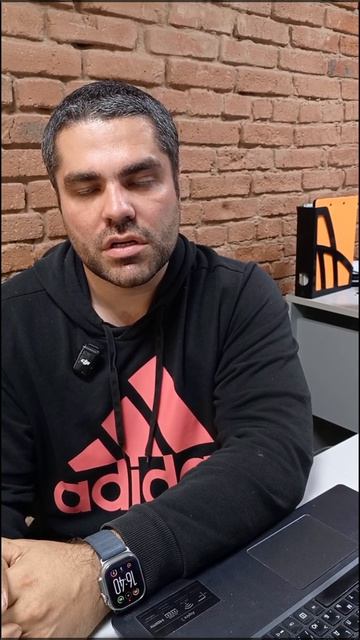 Сколько квадратов можно сделать на одном заряде на беспроводной затирочной машине?