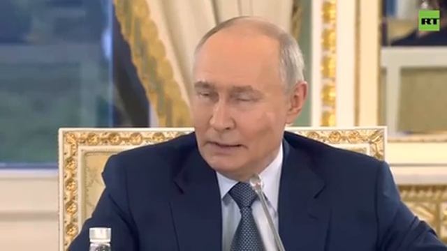 Срок_Зеленского_истёк_два_года_назад_подчеркнул_Путин