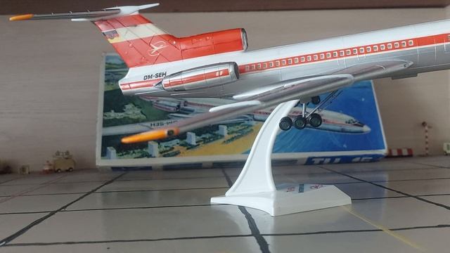 ту-154 пластикарт