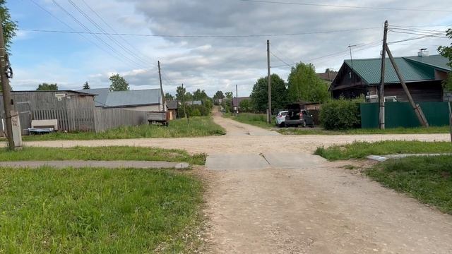 Наша маленькая безлюдная улица