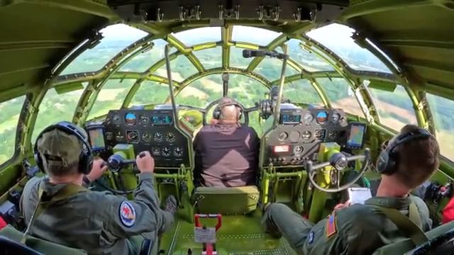 B-29. Вид из кабины.