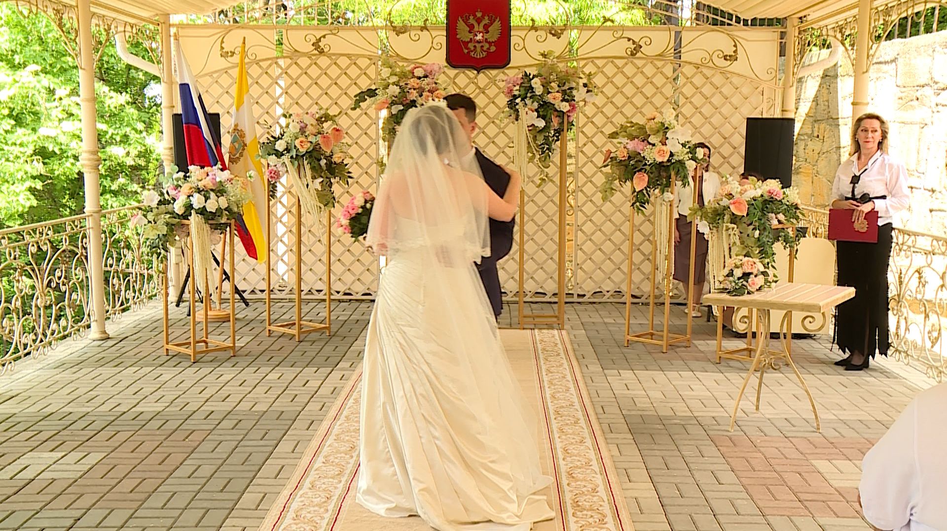 Открытие летнего свадебного сезона в Ставрополе