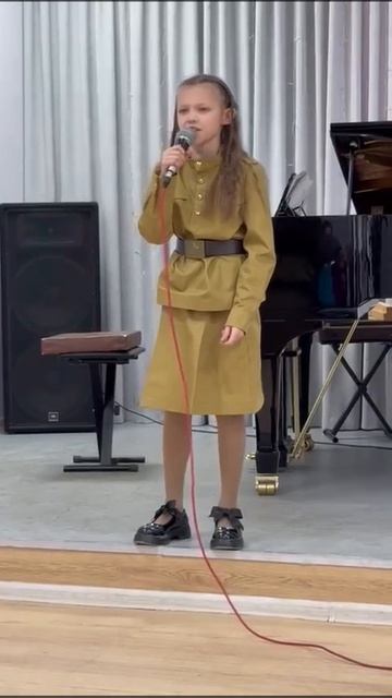 Березка. Муз. и сл. Е.Плотниковой.