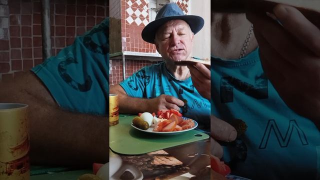 Всем доброго времени суток и приятного аппетита.