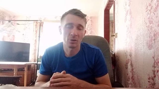 Почему кофемашина льет через капучинатор воду?