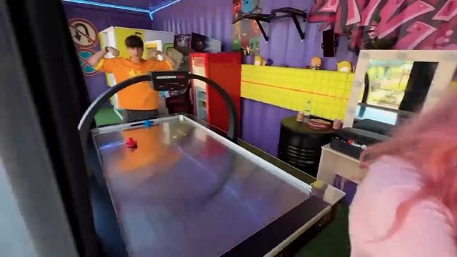 Я Построил САМОЮ большую Игровую Комнату а Фуре!!!!!!!