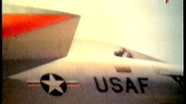 Znamenitye_samolyoty._F-15_Eagle