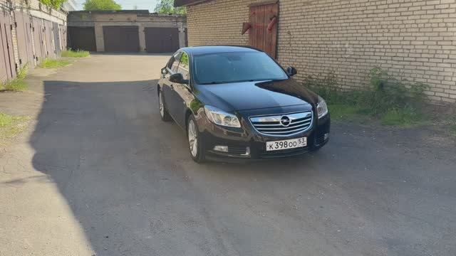 Opel Insignia 2012 2.0D AT