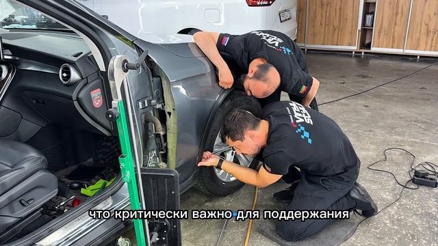 Mercedes GLC - ремонт вмятин без покраски, полировка кузова и нанесение керамики — часть 1