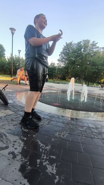 1000006411.mp4