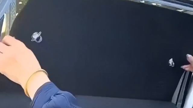 Солнцезащитная шторка