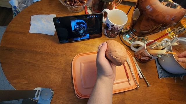 Делаю узнаваемые лица из фильмов и в дальнейшем отливаю пластмассой 49