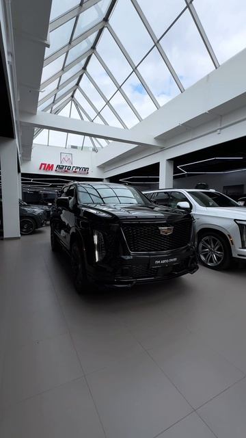Cadillac Escalade / Подробнее о его комплектации смотрите в обзоре на нашем канале