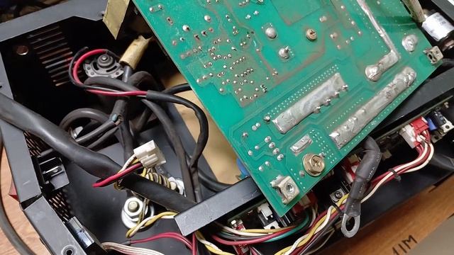 полуавтомат сгорел из-за скачков напряжения
