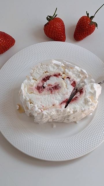 Меренговый рулет под заморозку 🍓🍓🍓🍓