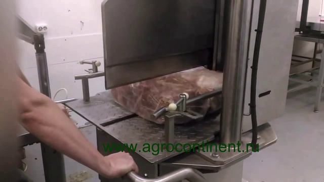 Быстрая рубка блоков мяса и жира